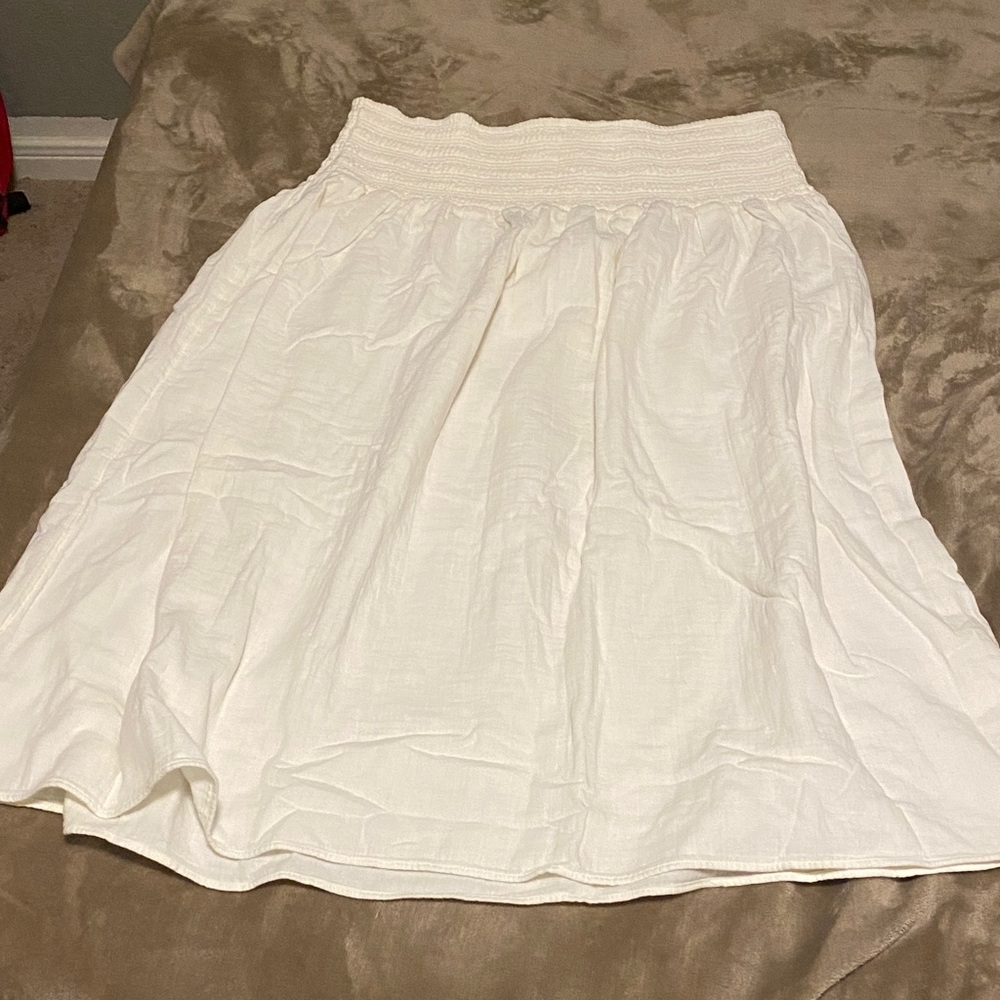 Old Navy Cream A-Line Skirt